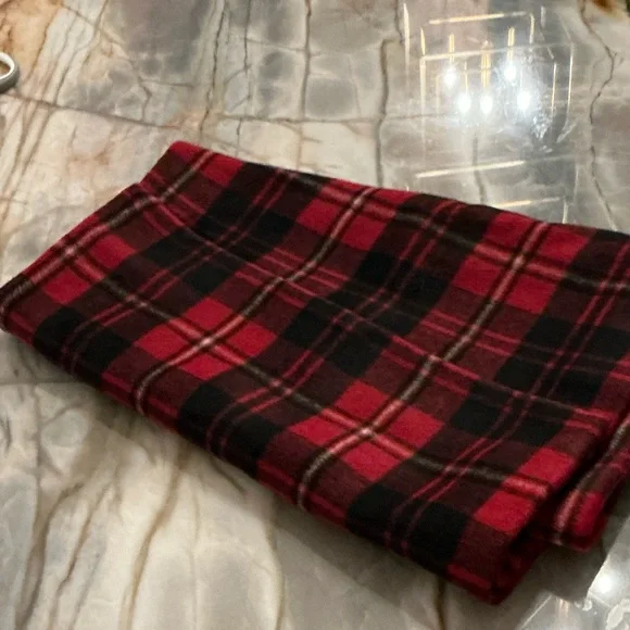 GAP Red and Black Plaid Mini Skirt - Picture 3 of 4